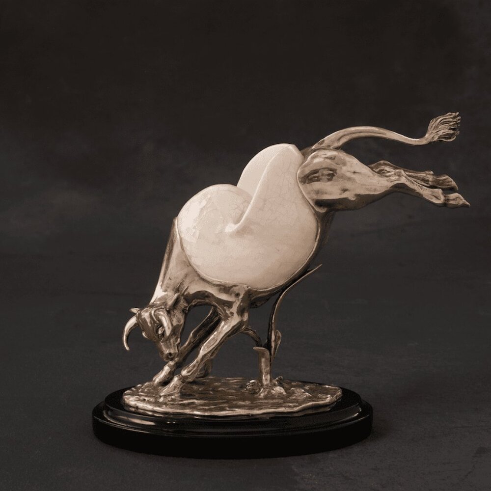 Silver Plated Taurus with Crack Kabibi Shell